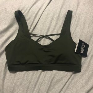 New Victoria’s Secret sports bra